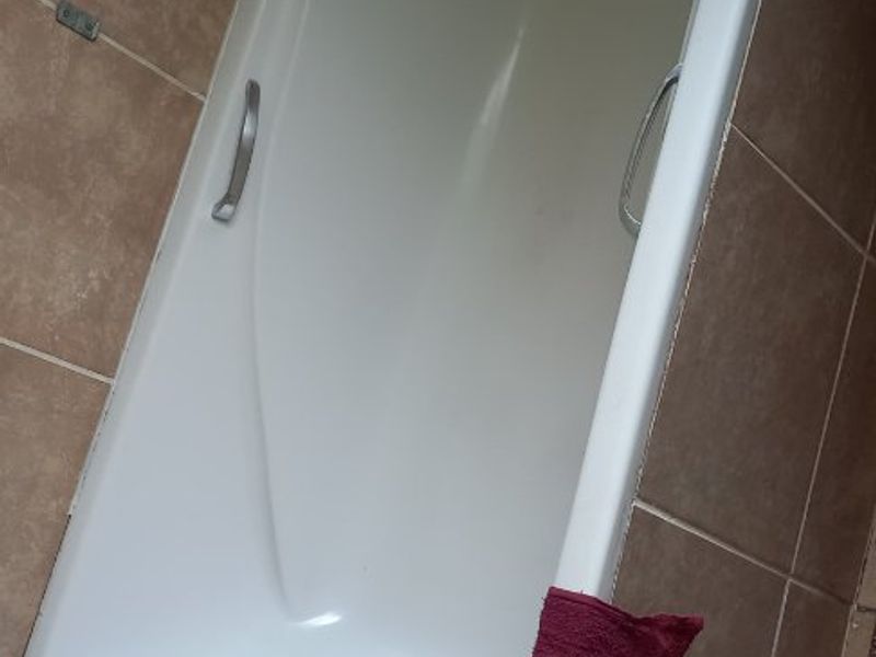 Charming 2 Bedroom Apartment for Sale in Rustenburg - Photo 2