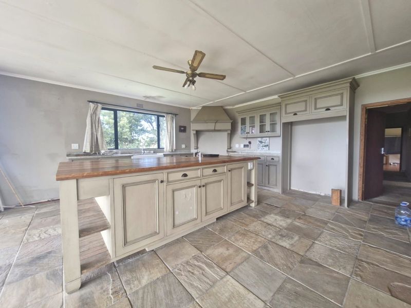 Three hectares of tranquillity, views, and limitless potential - Photo 6