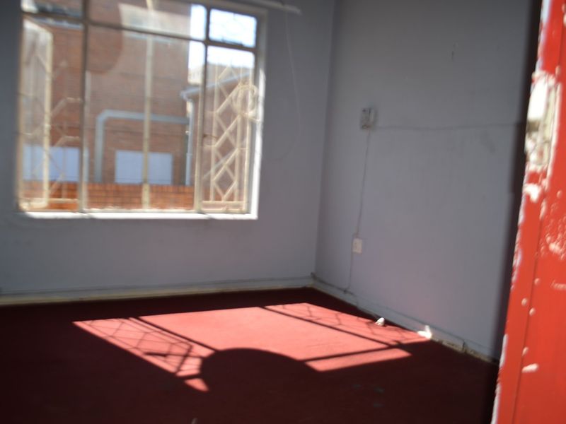 PROPERTY FOR SALE IN KRUGERSDORP CENTAL - Photo 9