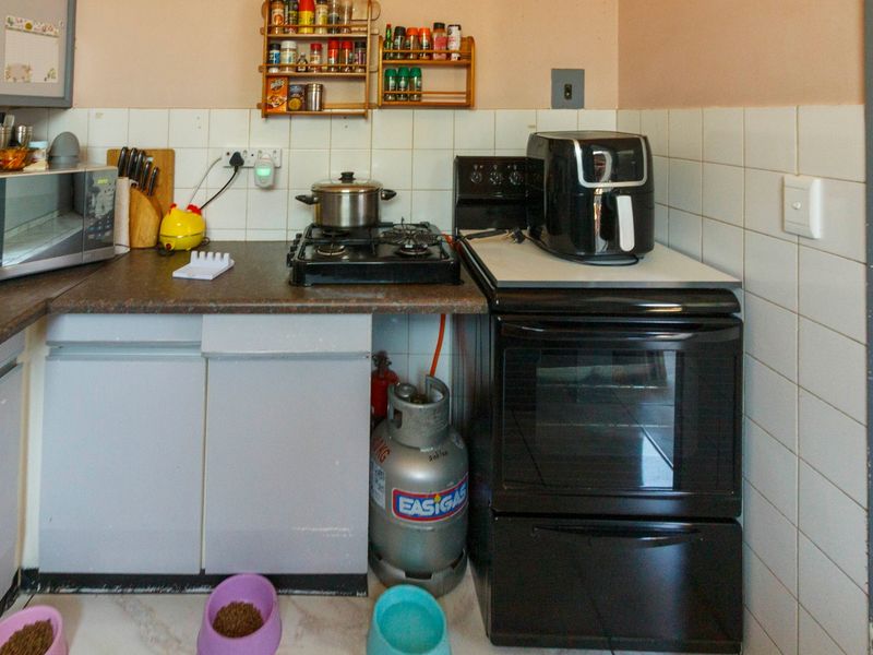 Welcome to your dream apartment nestled in the serene community of Horizon View!  - Photo 6