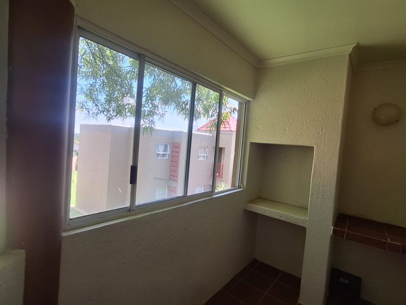 Neat 1 Bedroom Apartment For Sale IN Allen's Nek - Photo 8