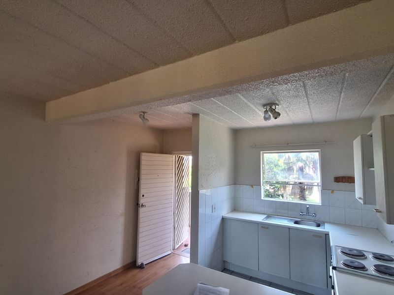 Neat 1 Bedroom Apartment For Sale IN Allen's Nek - Photo 4