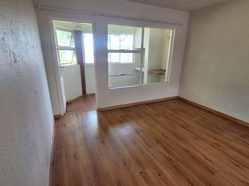 Neat 1 Bedroom Apartment For Sale IN Allen's Nek - Photo 5
