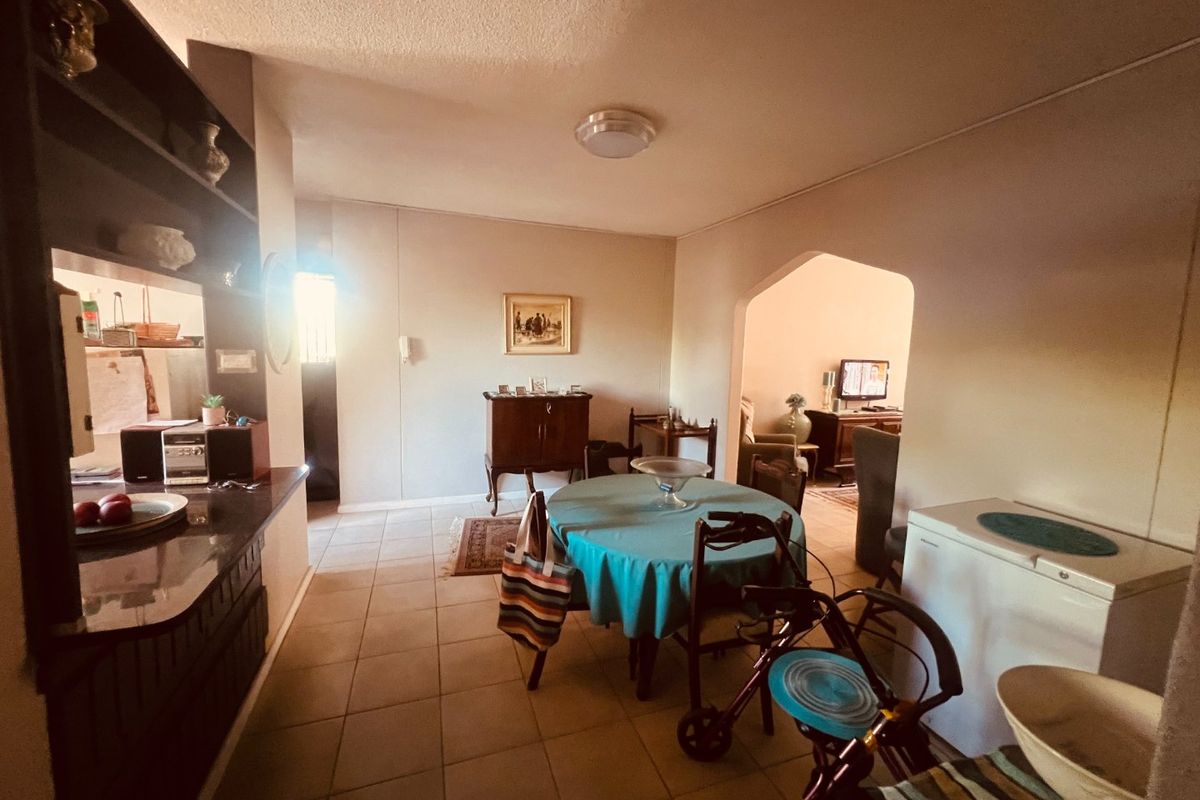 Stylish Wonderboom South Lock-Up-And-Go Apartment - Photo 2