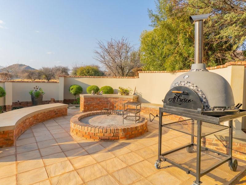 Wonderful 3 Bedroom House For Sale in Wilkoppies - Photo 3