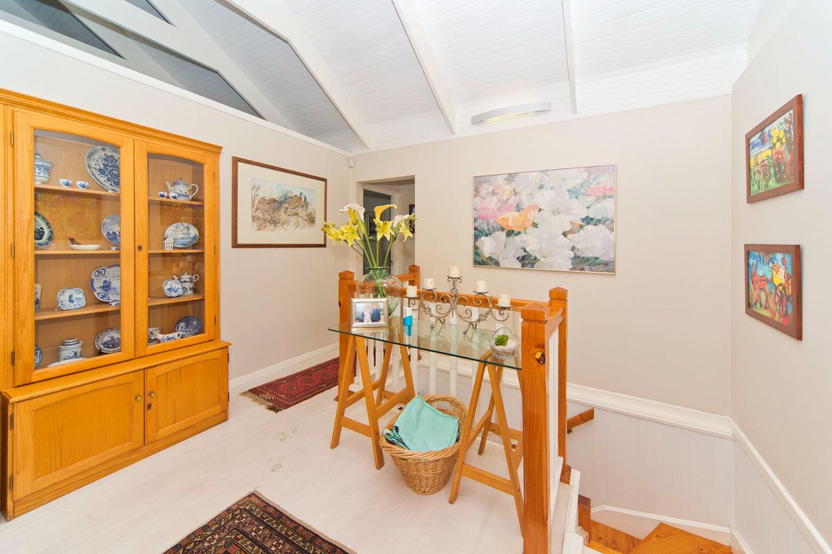 Elevated Knysna Heights Home with Space, Views and Flexible Living - Photo 5