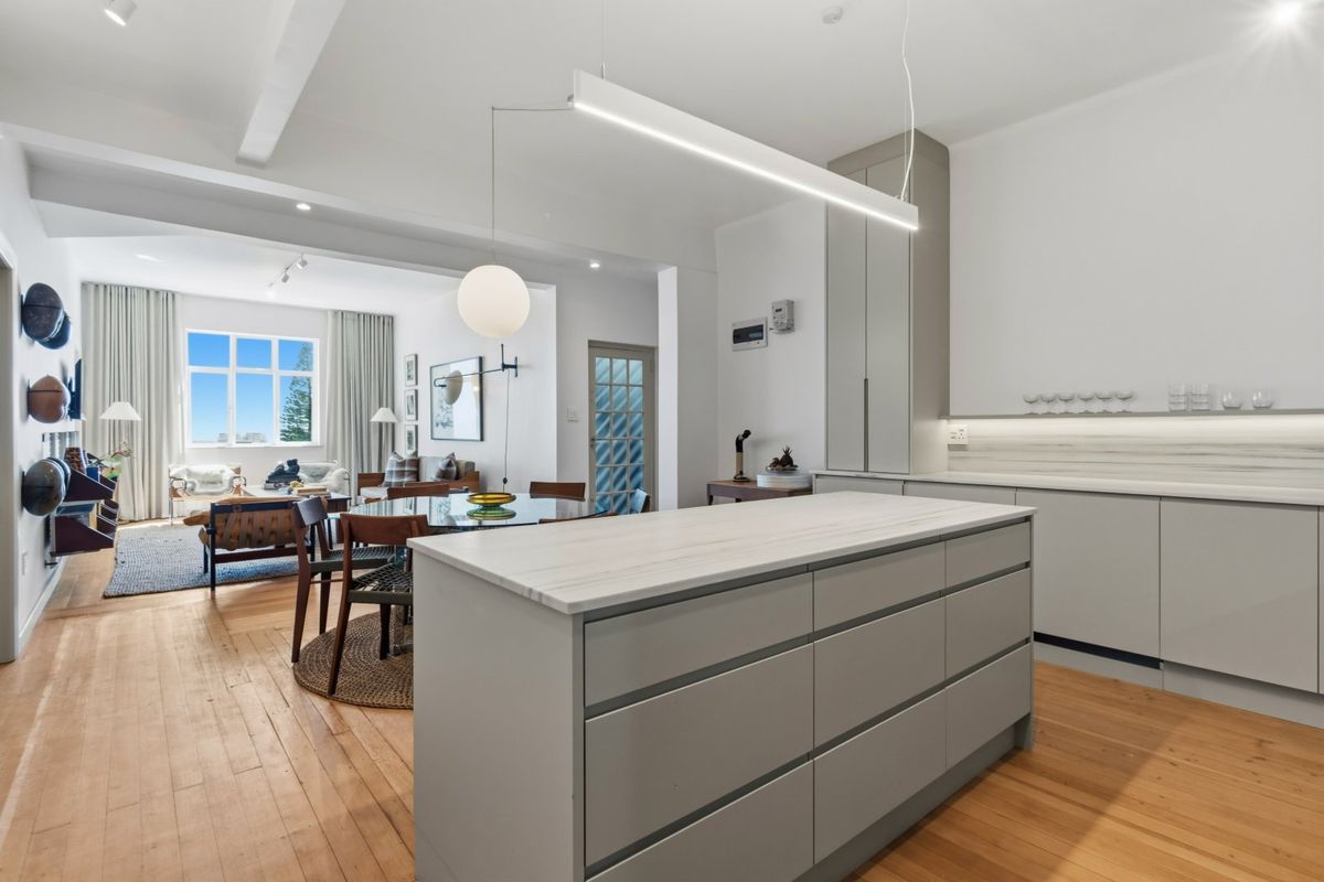 Turnkey Luxury in One of the Atlantic Seaboard’s Most Walkable Locations - Photo 3