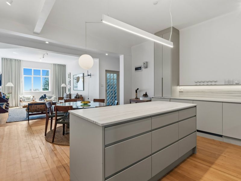 Turnkey Luxury in One of the Atlantic Seaboard’s Most Walkable Locations - Photo 3