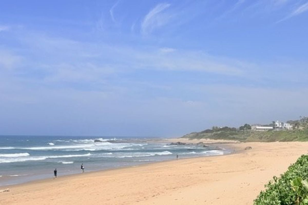 Spacious Home with Flatlets and Excellent Income Potential Just A Short Walk To The Beach - Photo 2