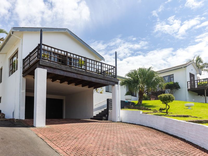 Shelly Beach Home & Self-Contained Flat – With Great Sea views - Photo 2