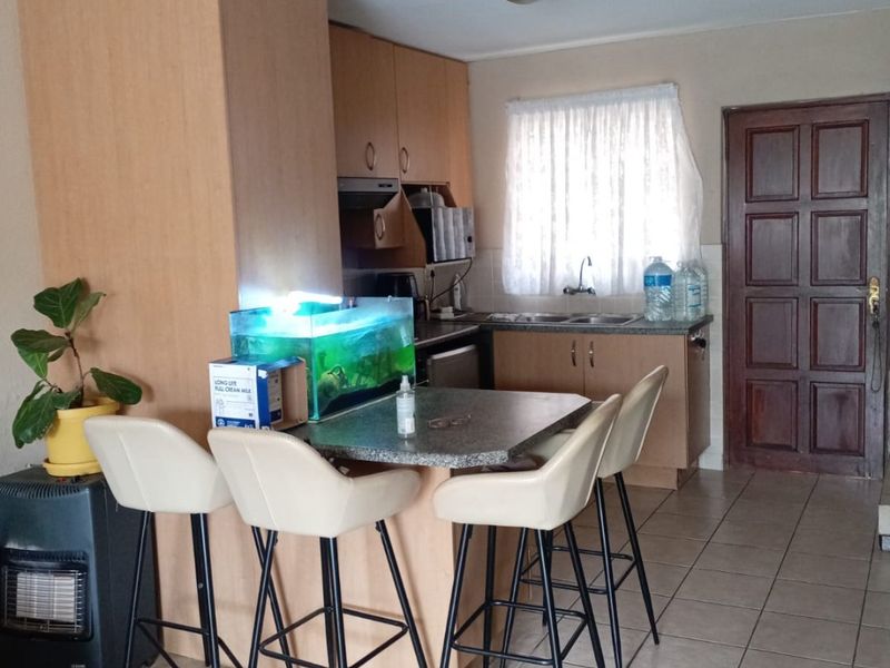 2 bedroom apartment for sale att Hillmoor, Kempton Park - Photo 5