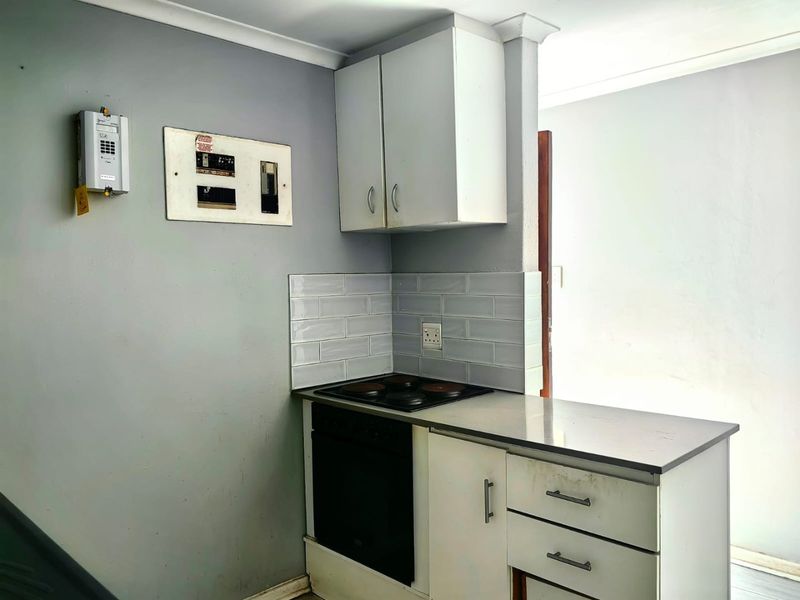 3 Bed House in Belmont Park for Sale - Photo 3