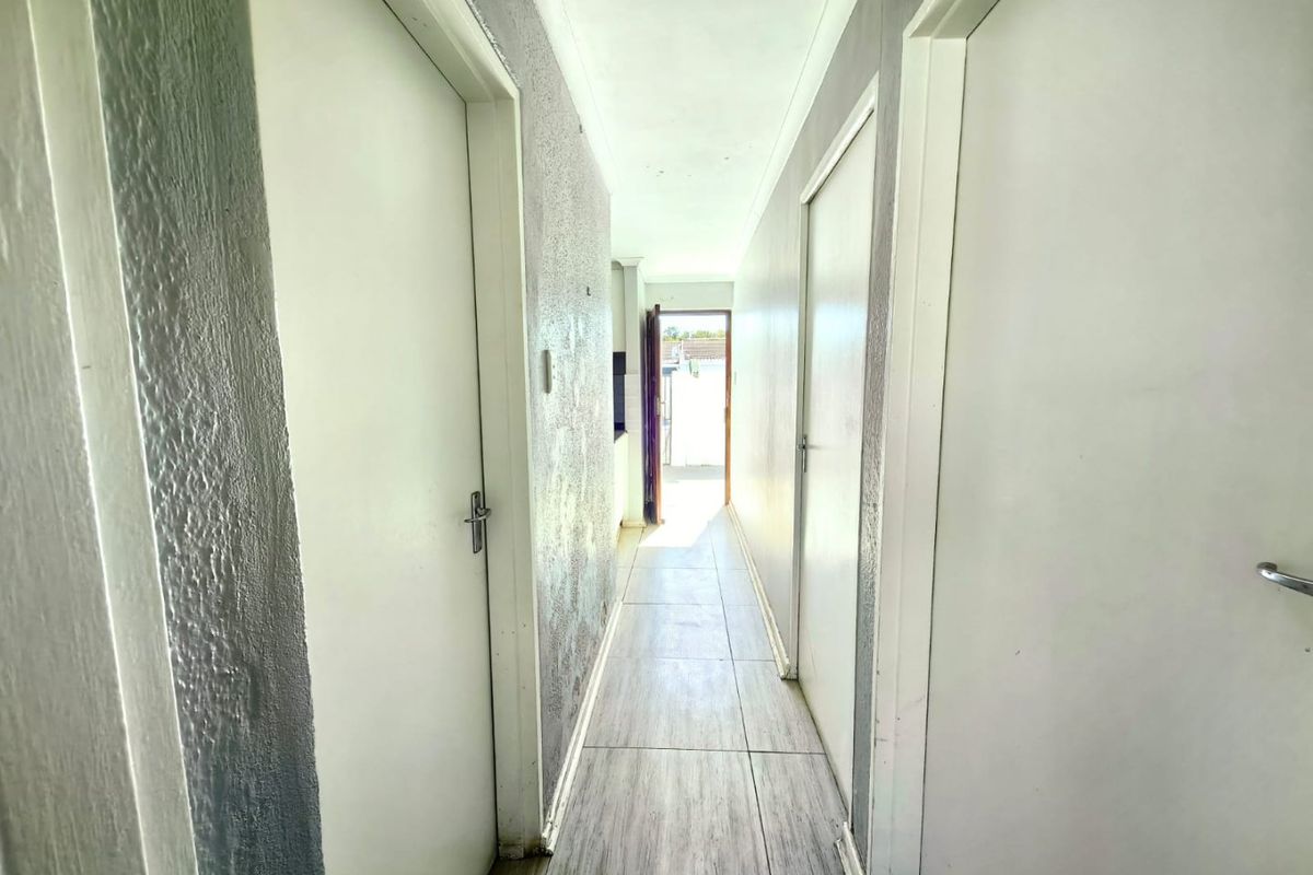 3 Bed House in Belmont Park for Sale - Photo 5