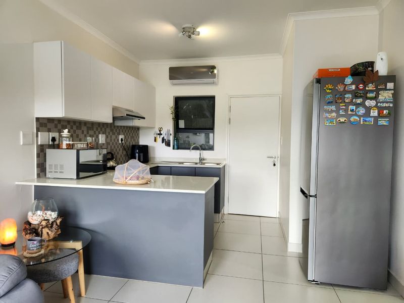 2 Bedroom at Umlhanga Durban  - Photo 6