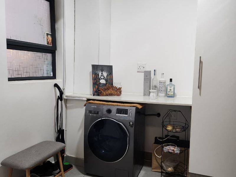 2 Bedroom at Umlhanga Durban  - Photo 4