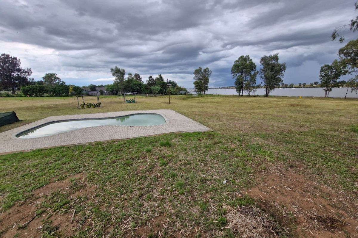 Prime Waterfront Agricultural Land – 12.9 Hectares | Lifestyle & Investment Opportunity - Photo 3
