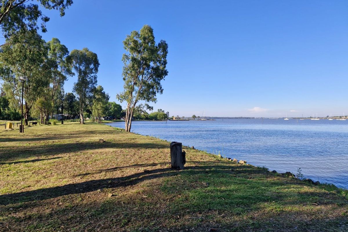 Prime Waterfront Agricultural Land – 12.9 Hectares | Lifestyle & Investment Opportunity - Photo 2
