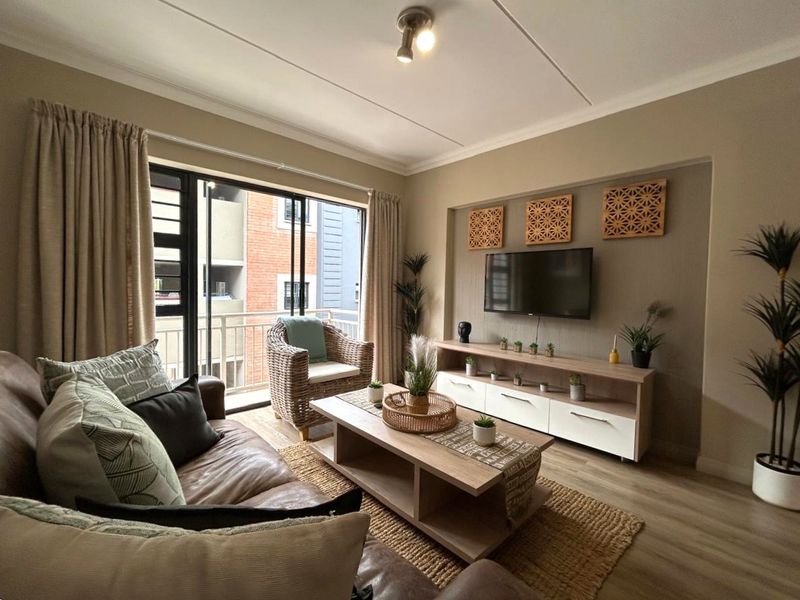 3 Bed 2 Bath Appartment in Roodepark Eco Estate - Photo 2