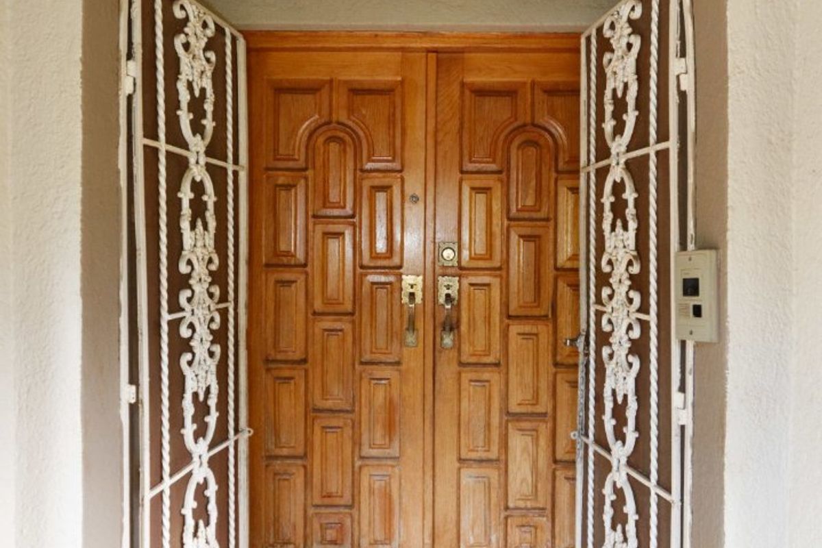 5 Bed House in Wilkoppies for Sale - Photo 3