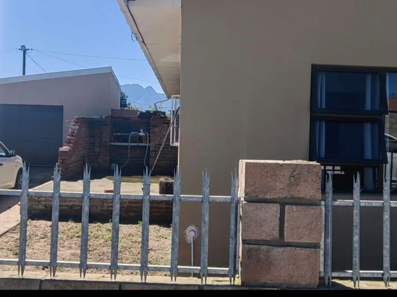 Spacious open plan, 3 Bedroom Home for Sale - Photo 6