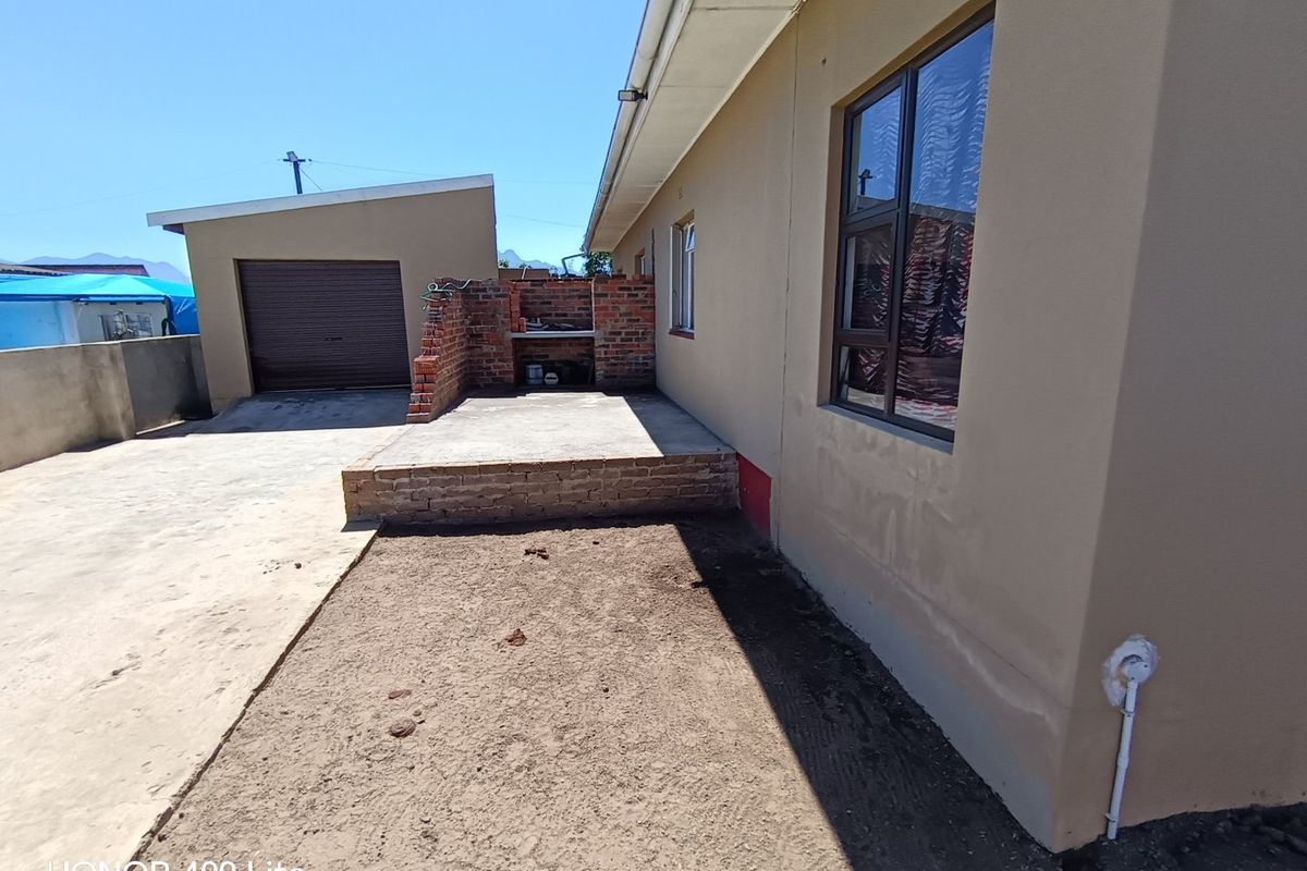 Spacious open plan, 3 Bedroom Home for Sale - Photo 4