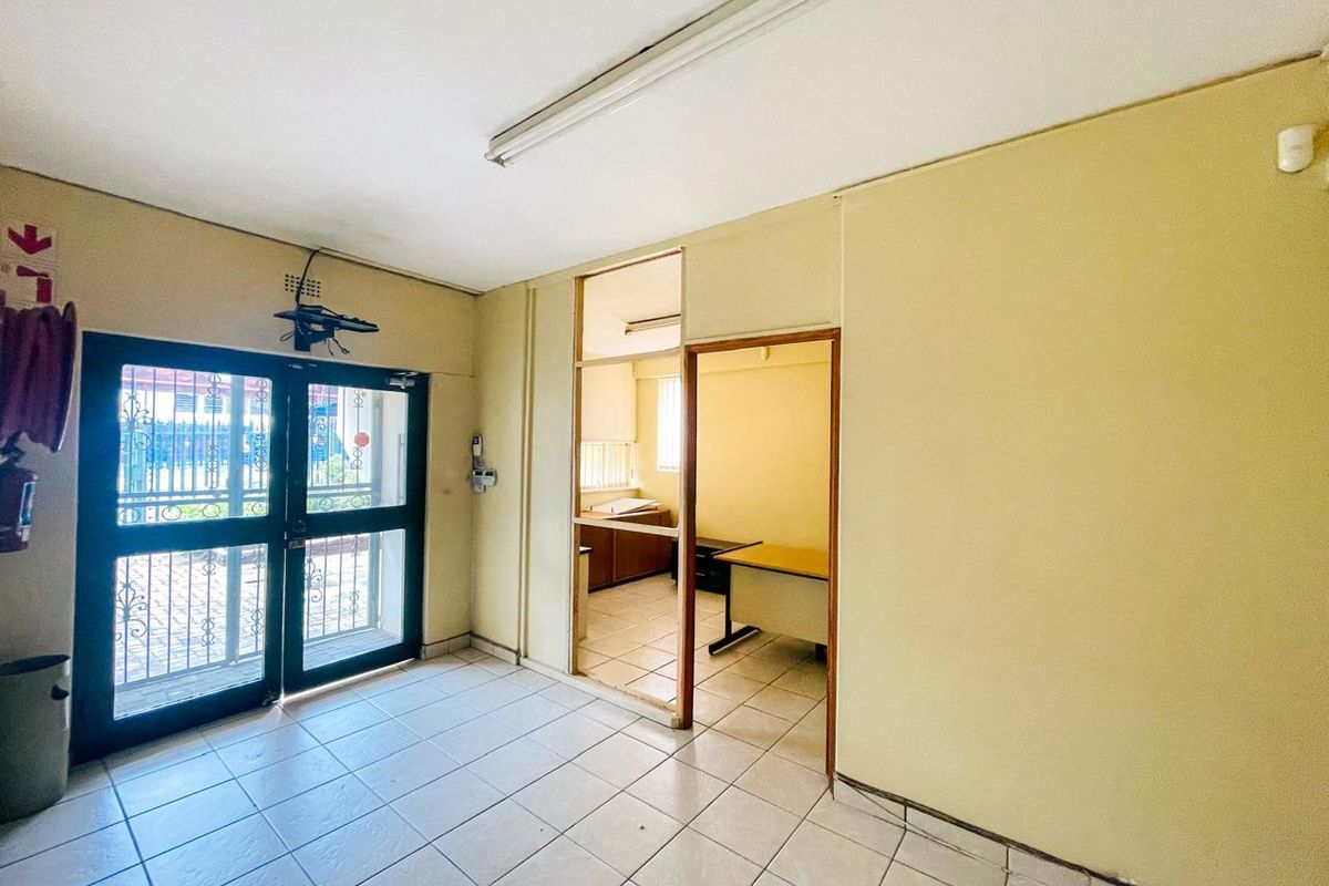 Industrial Property for Sale or Rent in Lea Glen, Roodepoort - Photo 4