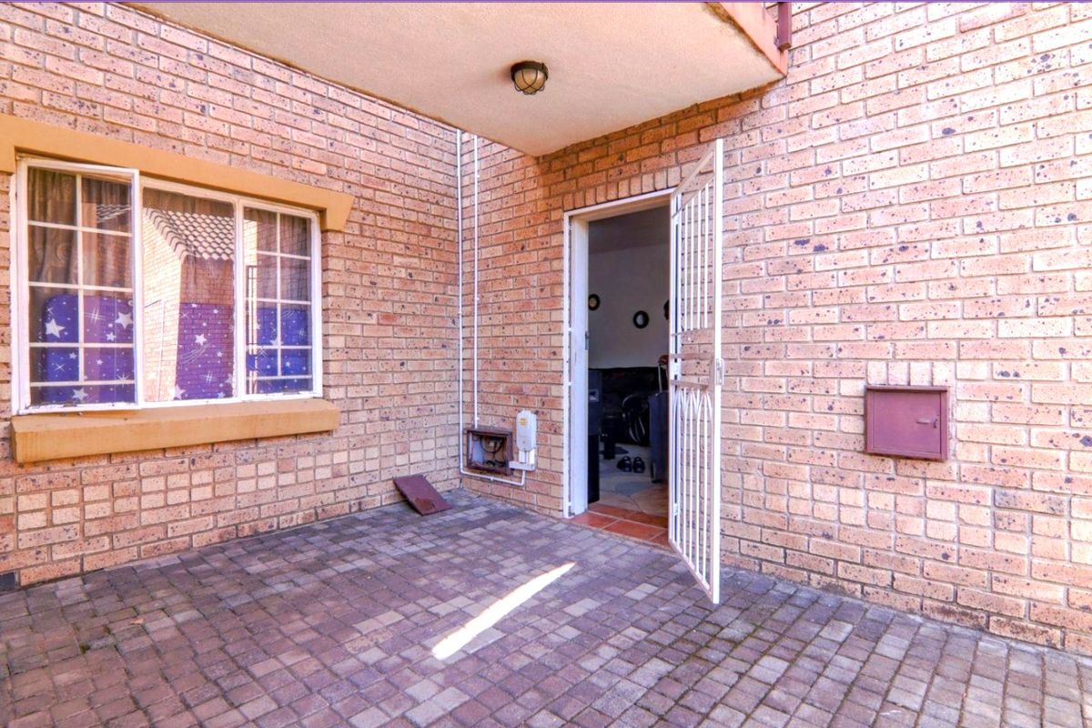 2 Bed 2 Bath Ground Floor Unit in Eco Park Estate - Photo 2