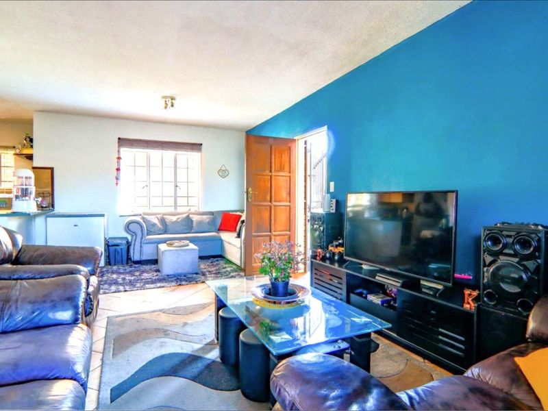 2 Bed 2 Bath Ground Floor Unit in Eco Park Estate - Photo 6