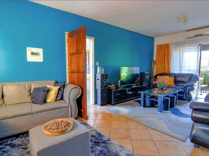 2 Bed 2 Bath Ground Floor Unit in Eco Park Estate - Photo 4