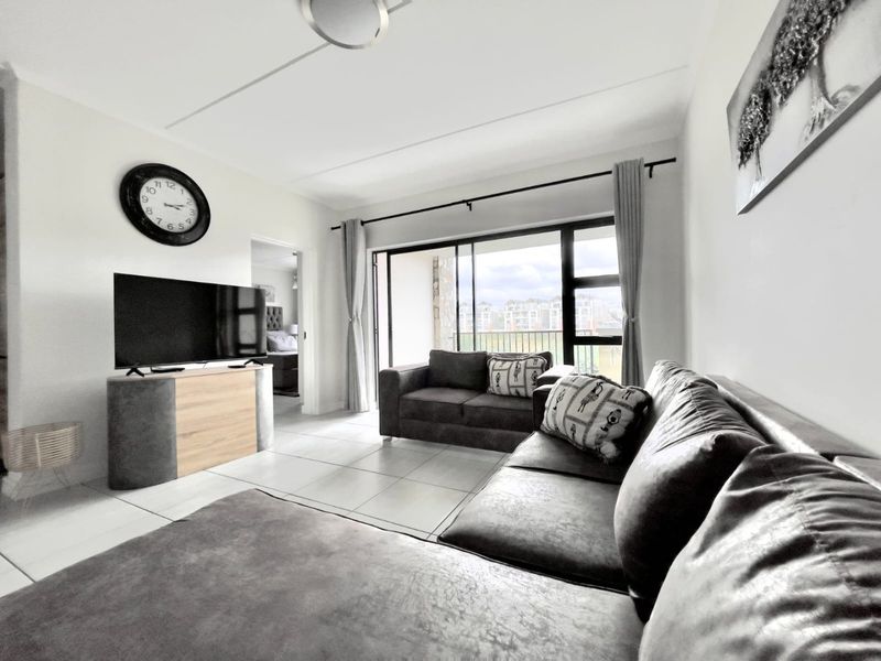 3 Bedroom 2 Bathroom  - Photo 4