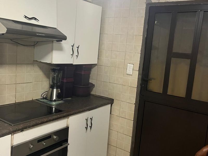 3 Bedroom House to Rent  in CLAYVILLE - Photo 4