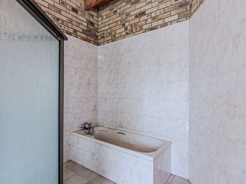 Exceptional Bushveld Lifestyle & Investment Potential_long term rental option as well – 21.4 Ha Farm in Waagfontein - Photo 9