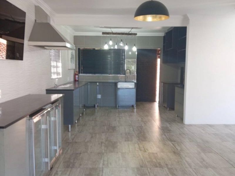 Modern Coastal Living with Pool and Braai room - Photo 10