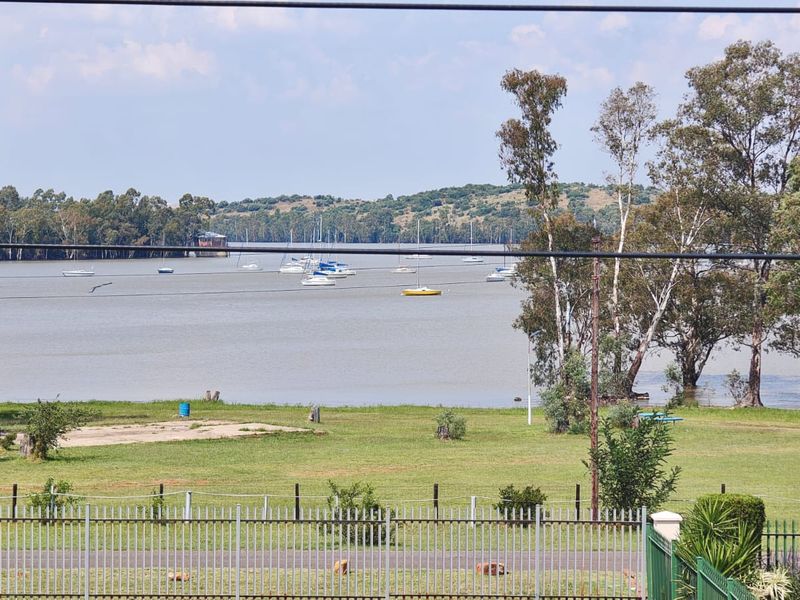 Spacious Double-Storey Home with Dam Views - Photo 1
