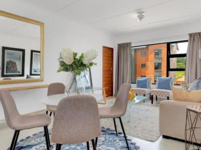 2 Bedroom 2 Bathroom apartment for sale in Founders Hill Crescent! - Photo 4