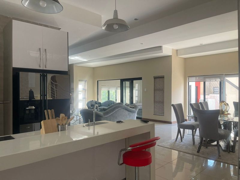 6 Bedroom property for sale in Magaliesberg Country Estate. - Photo 9