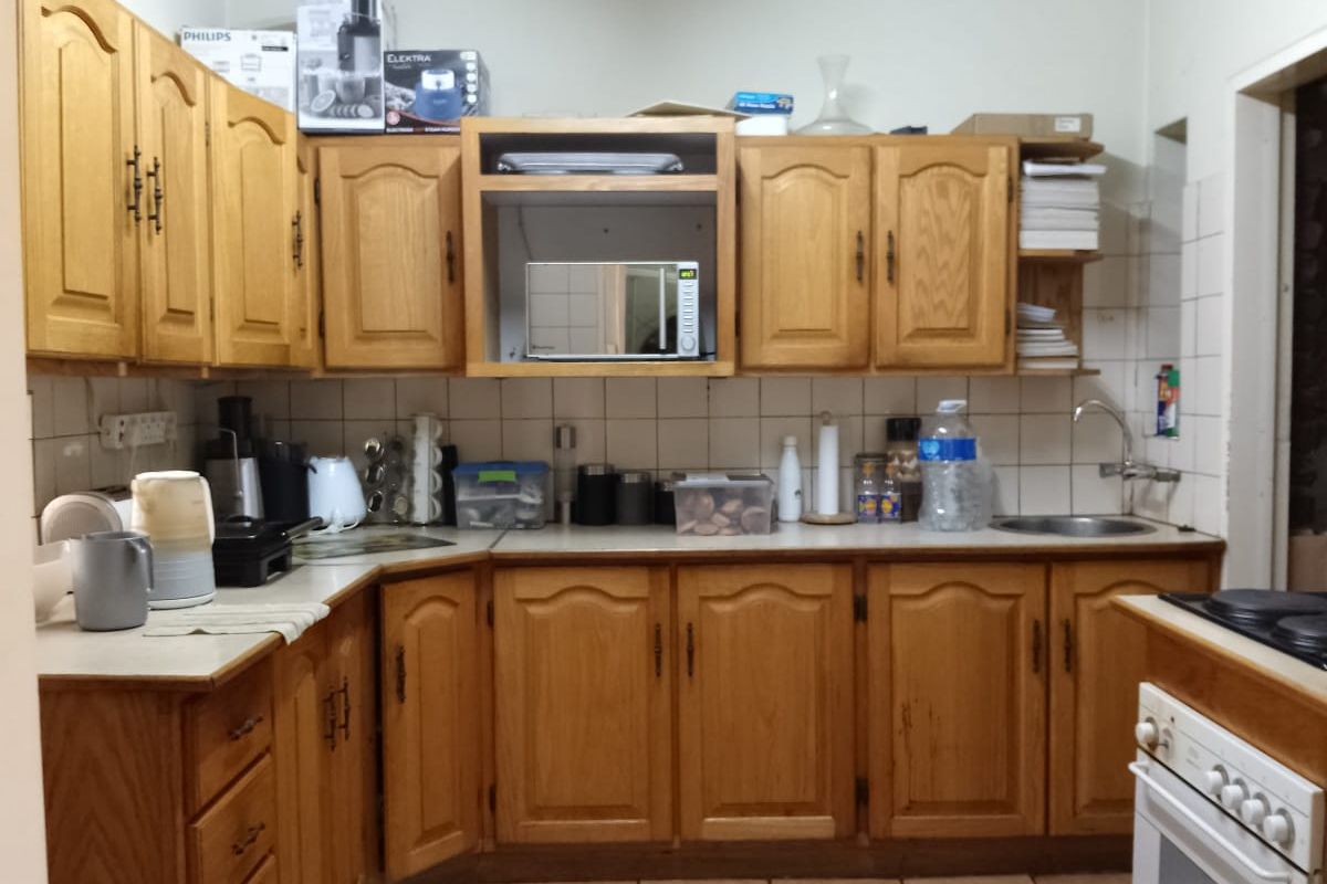 Charming Meyerspark Duplex with parking and garden view - Photo 5