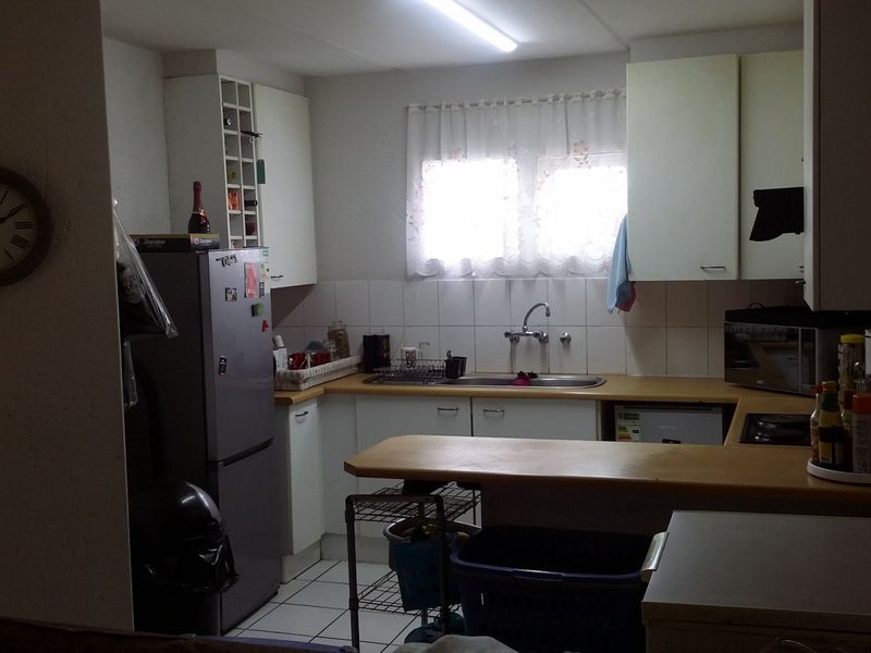 Charming apartment with private garden, swimming pools and large communal gardens  - Photo 7