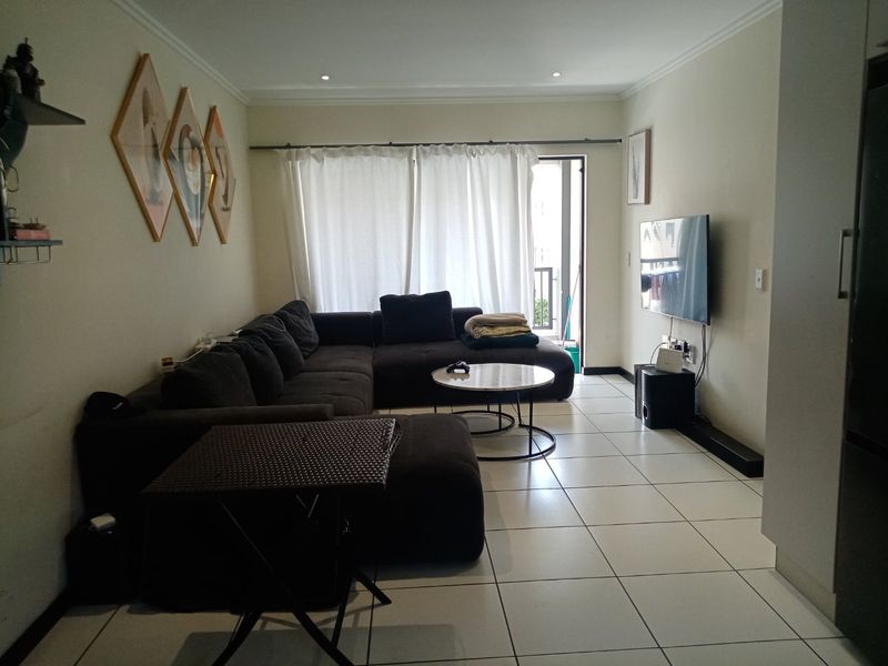 Step Into Effortless Modern Living With This Beautifully Designed Apartment, Where Style Meets Comfort. - Photo 8