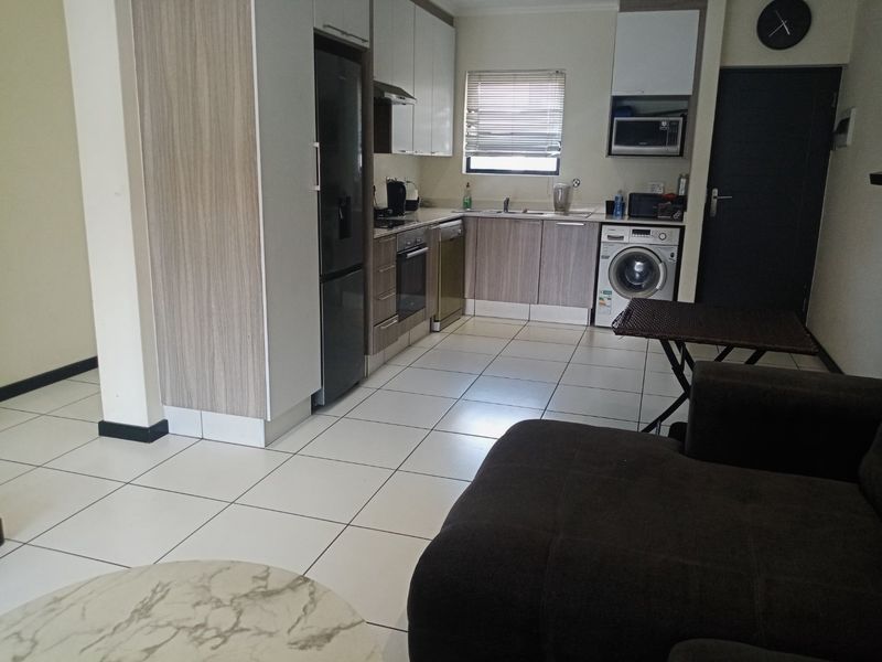 Step Into Effortless Modern Living With This Beautifully Designed Apartment, Where Style Meets Comfort. - Photo 6