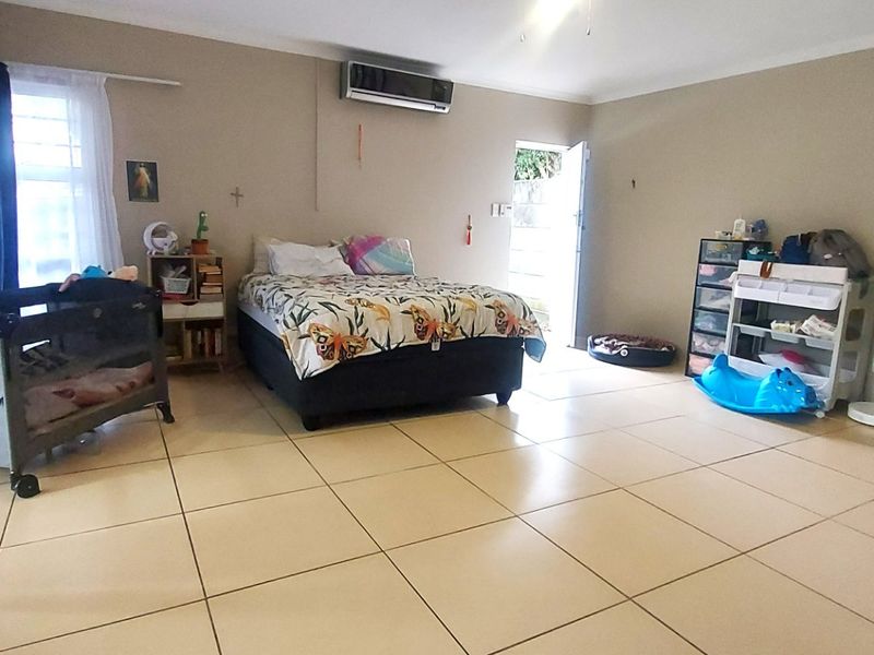 Charming Coastal Living in Sought-After Bonza Bay - Photo 7