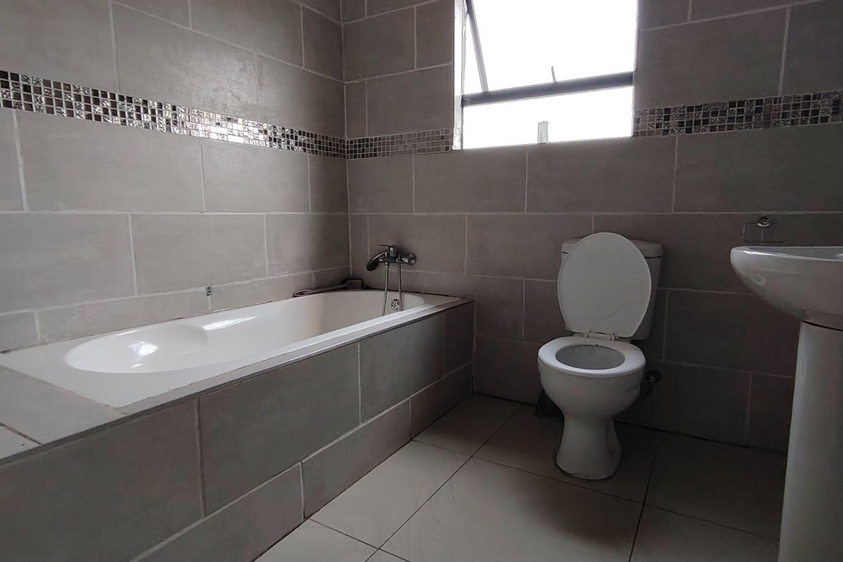 Versatile Agricultural Plot with Excellent Income Potential - Photo 2