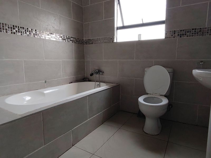 Versatile Agricultural Plot with Excellent Income Potential - Photo 2