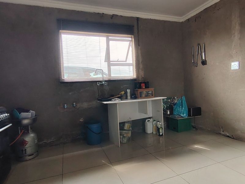 Versatile Agricultural Plot with Excellent Income Potential - Photo 6