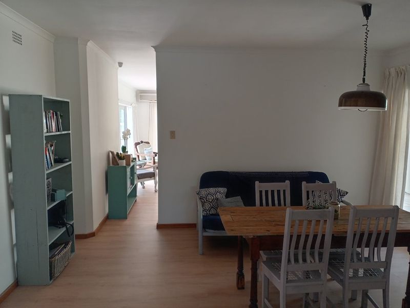 Spacious 4 Bedroom Family Home on Large Double Erf For Sale Opposite Hopefield High School  - Photo 6