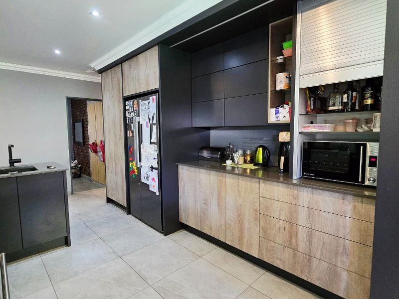 0 Bed House in Doringkruin for Sale - Photo 6