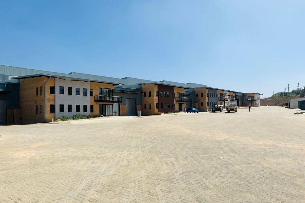 Modern Industrial Warehouse to Let | Muldersway Industrial Park | Muldersdrift, Krugersdorp - Photo 3