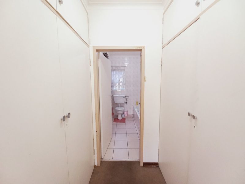 Cosy 3 Bedroom Family Home in a Secure Complex Offering Comfort, Convenience, and Great Potential - Photo 10