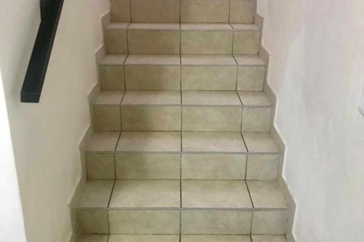 BEDROOM DUPLEX TO LET IN MONTANA  - Photo 5