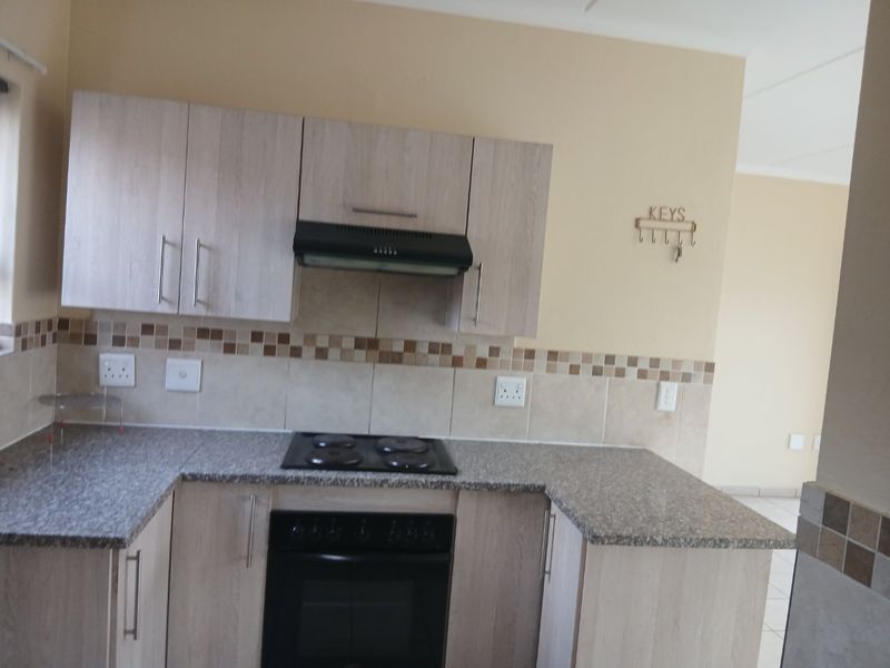 3 bed  duplex townhouse in Montana  available 1 August 2026 - Photo 5